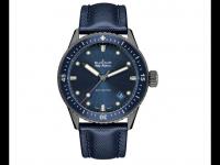 宝珀机械腕表日历失准？精准调节秘籍助您掌握时间精髓