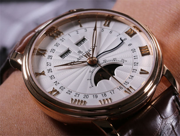 宝珀表圈凹陷？专业级修复技巧在家也能学（图）